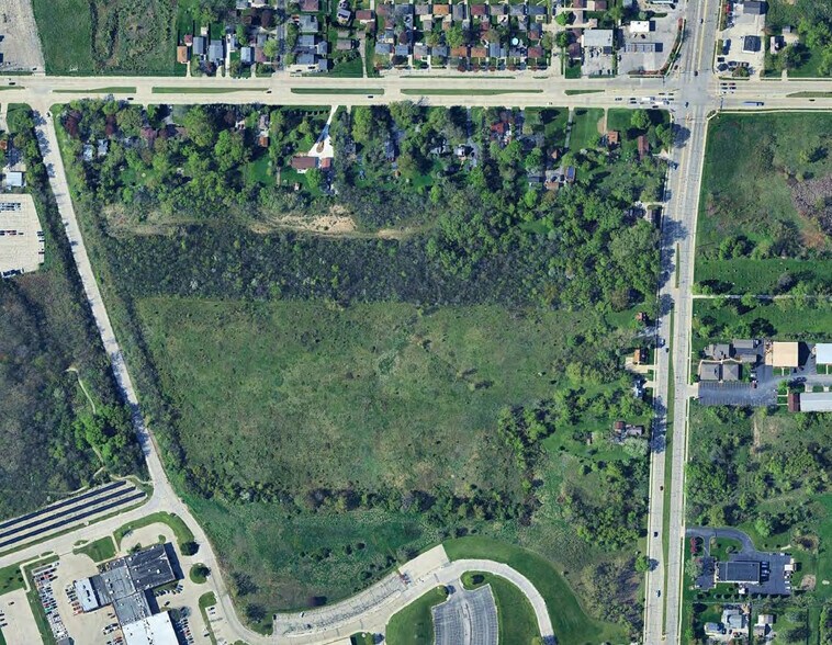 6349-6475 S Howell Ave, Oak Creek, WI à vendre - Aérien – Image 2 sur 7