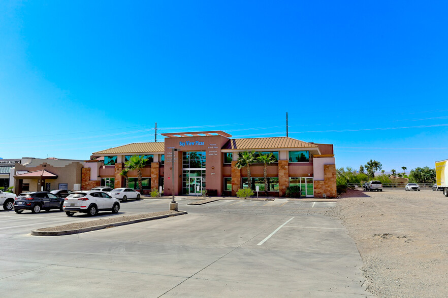 297 S Lake Havasu Ave, Lake Havasu City, AZ à louer - Photo de l’immeuble – Image 3 sur 42