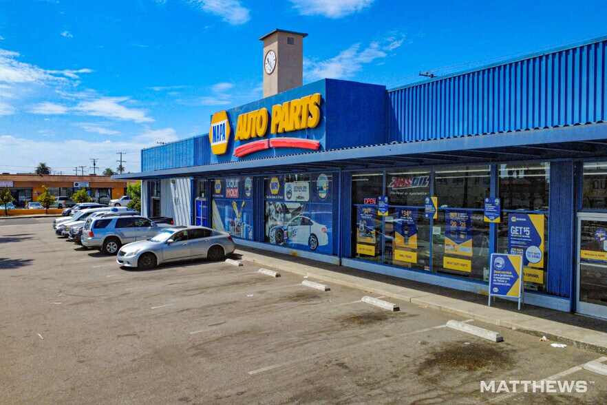 2301 Long Beach Blvd, Long Beach, CA à louer - Photo de l’immeuble – Image 2 sur 3