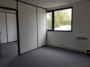 2 Rue De La Voie Gallo-Romaine, Quincy-Voisins à louer Photo de l’immeuble– Image 2 sur 9