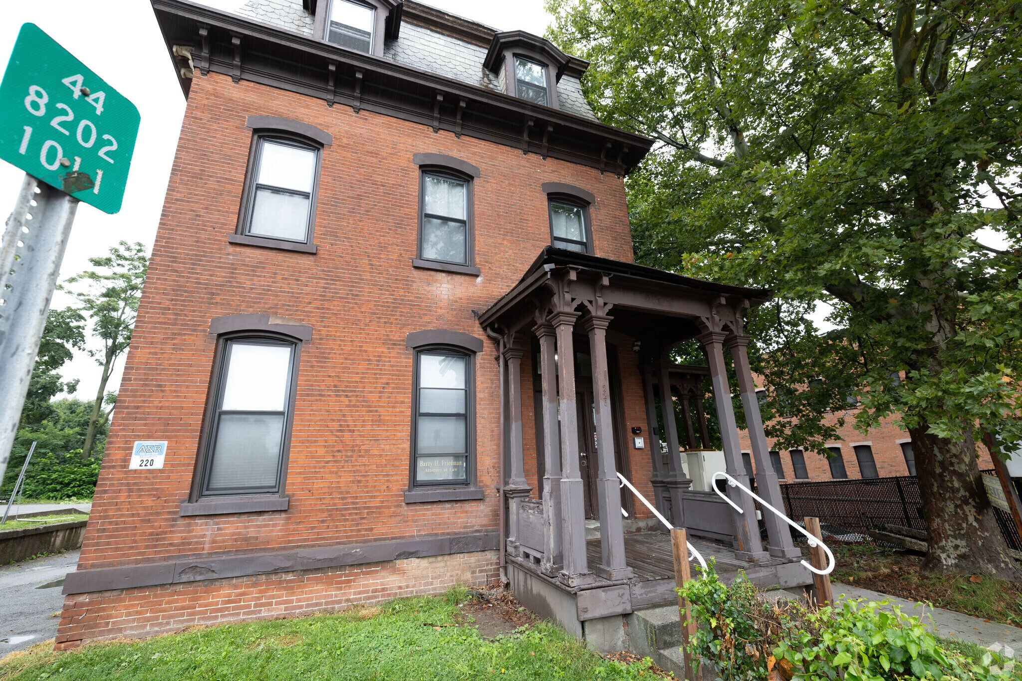 220 Church St, Poughkeepsie, NY à louer Photo principale– Image 1 sur 13