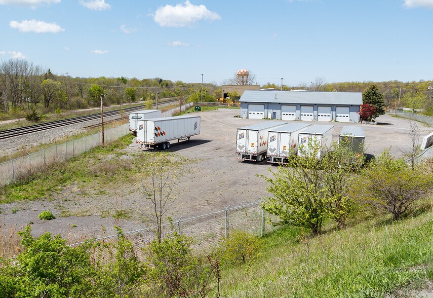 4353 Miller Rd, Niagara Falls, NY à vendre - Photo de l’immeuble – Image 3 sur 4