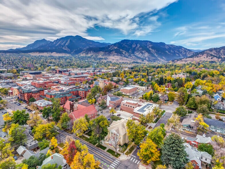 2243 13th St, Boulder, CO à vendre - Photo de l’immeuble – Image 3 sur 17