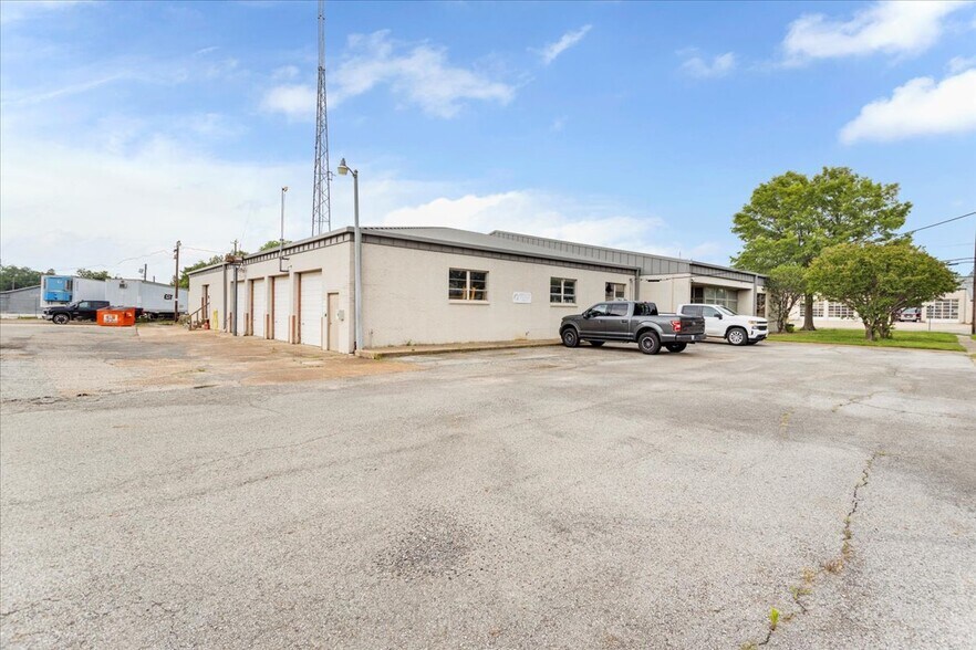 1485 N Main St, Paris, TX à vendre - Photo de l’immeuble – Image 3 sur 42