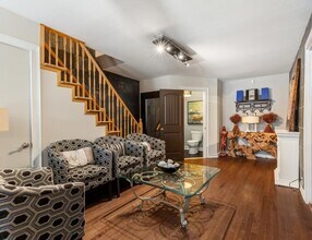 182 Rue Saint-Joseph, Terrebonne, QC à louer Photo intérieure– Image 2 sur 2