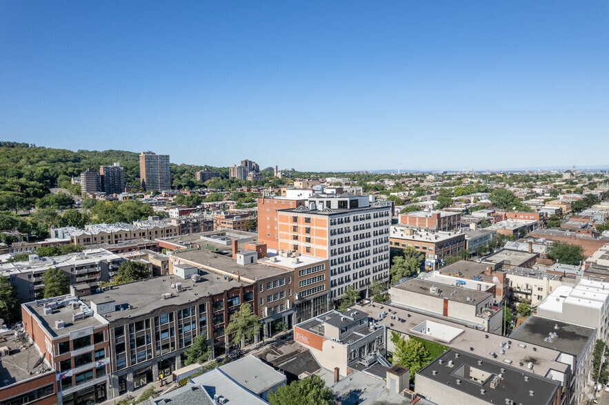 4436-4450 Boul Saint Laurent, Montréal, QC à louer - Aérien – Image 3 sur 3