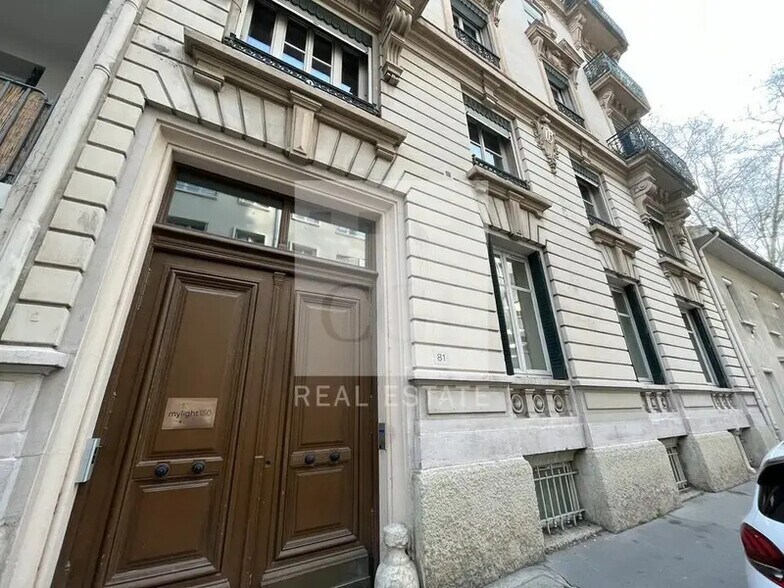 81 Rue D'Inkermann, Lyon à louer - Photo de l’immeuble – Image 1 sur 13