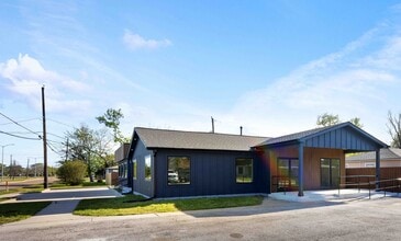 4650 Center St, Deer Park, TX à louer Photo de l’immeuble– Image 1 sur 13