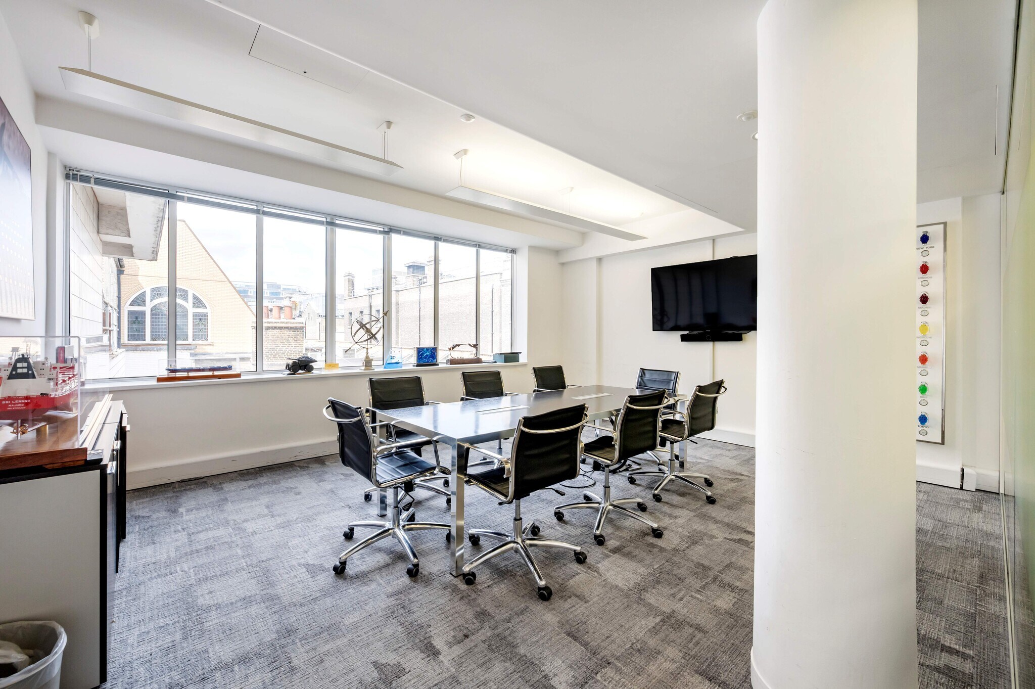 52-55 Piccadilly, Londres à louer Photo de l’immeuble– Image 1 sur 8