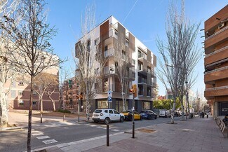 Plus de détails pour Carrer De La Maladeta, 110-114, Barcelone - Local commercial à louer