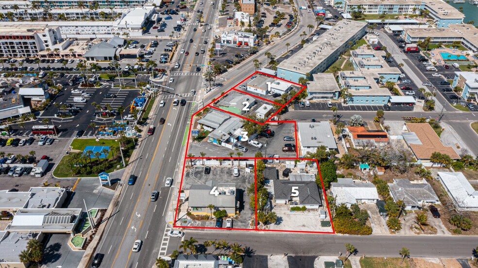 Gulf Blvd / 59th Ave Assemblage portefeuille de 5 biens à vendre sur LoopNet.fr - Photo de l’immeuble – Image 2 sur 24