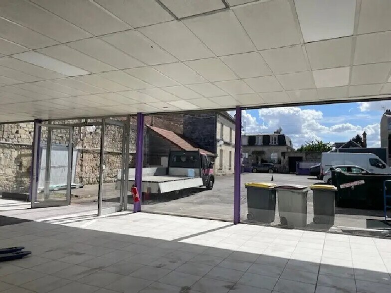 Local commercial dans Soissons à vendre - Photo de l’immeuble – Image 1 sur 5