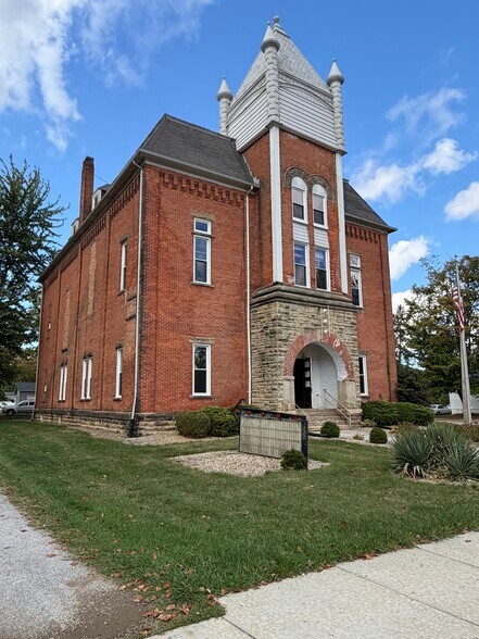 34 Pleasant St, Wakeman, OH à vendre - Photo de l’immeuble – Image 2 sur 17