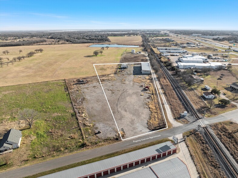 109 Hilltop Ln, Elm Mott, TX à vendre - Photo de l’immeuble – Image 2 sur 20