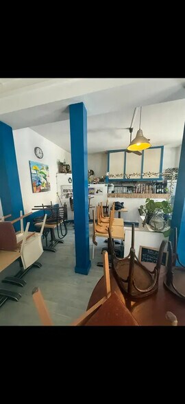 Local commercial dans Paris à louer - Photo de l’immeuble – Image 2 sur 4