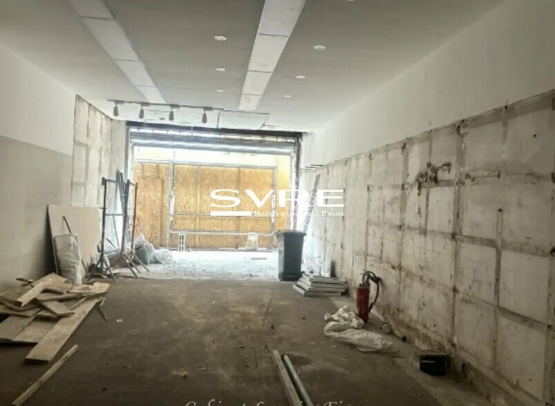 Local commercial dans Marseille à louer - Photo de l’immeuble – Image 3 sur 3