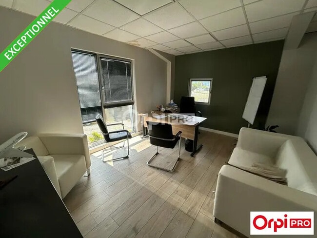 Plus de détails pour Bureau à vendre