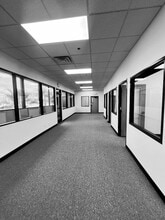 6431 W Sahara Ave, Las Vegas, NV à louer Photo intérieure– Image 2 sur 13