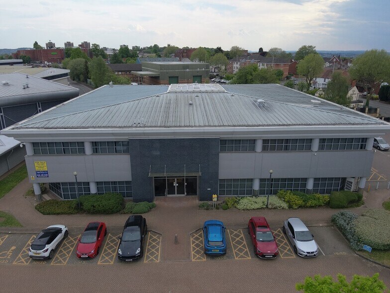 Dudley Rd, Brierley Hill à louer - Photo de l’immeuble – Image 3 sur 8