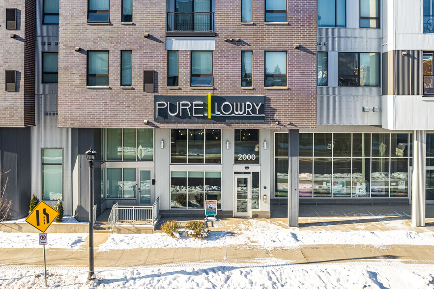 2000 Lyndale Ave, Minneapolis, MN à louer - Photo de l’immeuble – Image 2 sur 4
