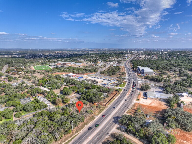 2415 Woodlane dr, New Braunfels, TX à vendre - Photo de l’immeuble – Image 2 sur 16