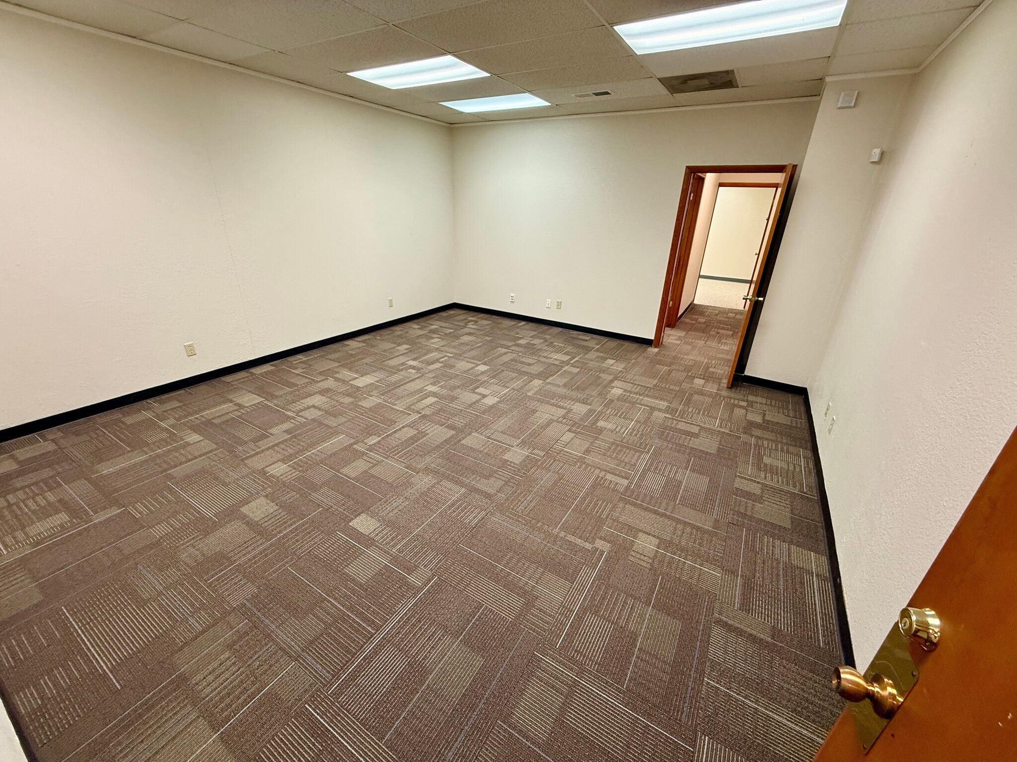 1300 W Koenig Ln, Austin, TX à louer Photo intérieure– Image 1 sur 6