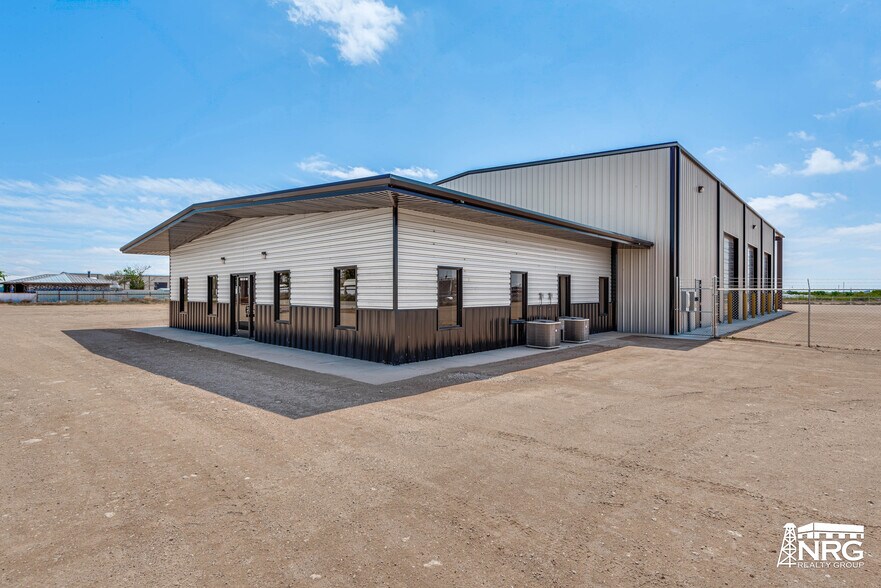 5522 S County Road 1160, Midland, TX à vendre - Photo de l’immeuble – Image 3 sur 10
