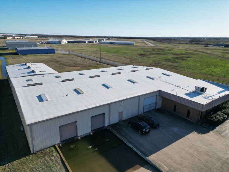 109 Silent Wings Blvd, Terrell, TX à louer - Photo de l’immeuble – Image 3 sur 4