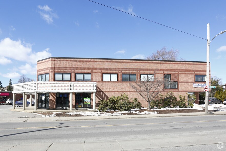 2 Brighton St, Belmont, MA à louer - Photo de l’immeuble – Image 2 sur 3