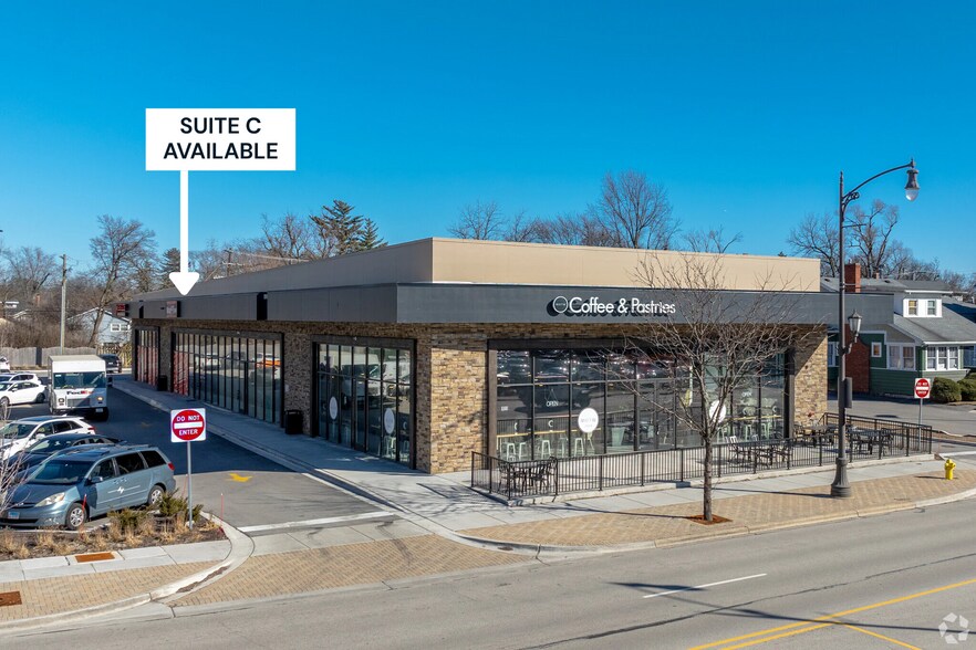 109 S Main St, Lombard, IL à louer - Photo de l’immeuble – Image 1 sur 9