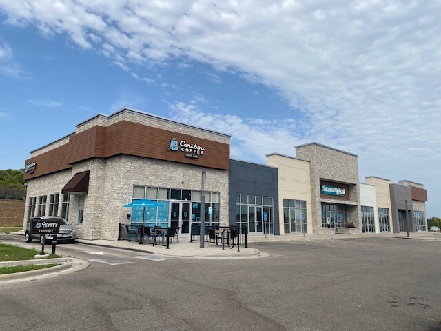 1620 Broadway Ave S, Rochester, MN à louer - Photo de l’immeuble – Image 1 sur 9