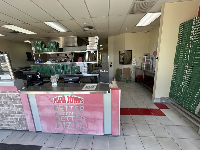 19008-19022 Beach Blvd, Huntington Beach, CA à louer - Photo intérieure – Image 3 sur 8