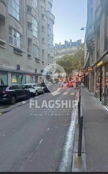 Local commercial dans Paris à louer - Photo de l’immeuble – Image 1 sur 8