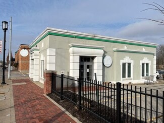 Plus de détails pour 2110 Beechmont Ave, Cincinnati, OH - Local commercial à louer