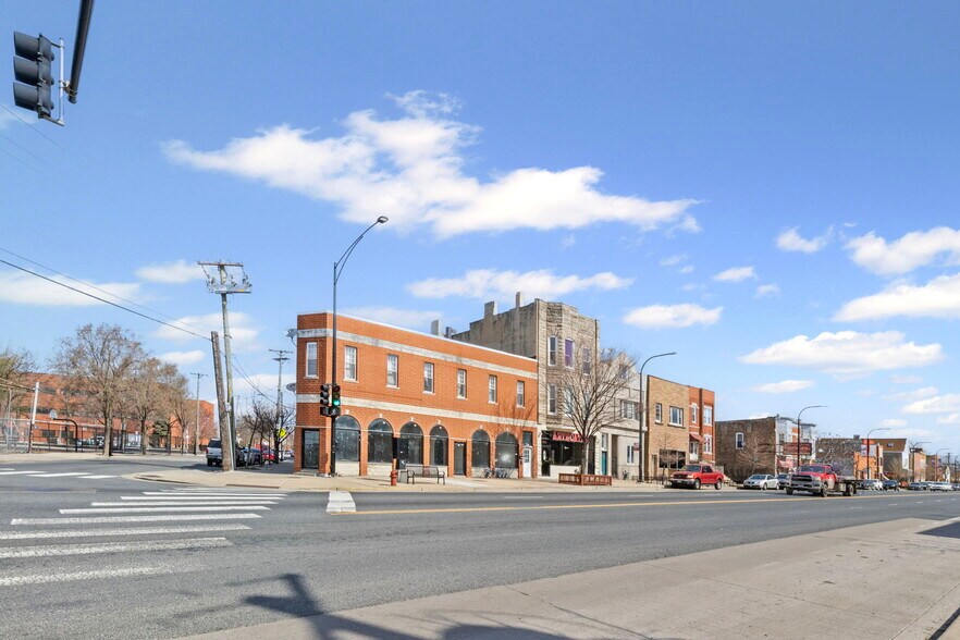 2514-2516 S Blue Island Ave, Chicago, IL à louer - Photo de l’immeuble – Image 1 sur 24