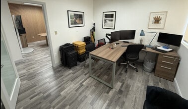 14750 NW 77th Ct, Miami Lakes, FL à louer Photo intérieure– Image 1 sur 6