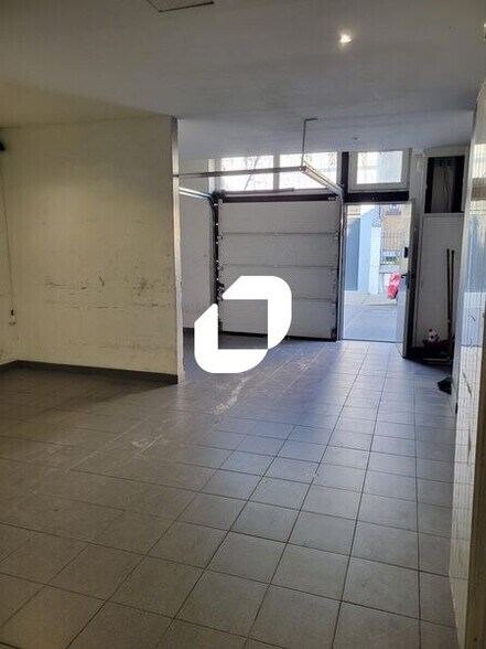 Bureau dans Saint-Ouen-sur-Seine à louer - Photo de l’immeuble – Image 3 sur 11