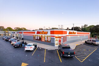 Plus de détails pour 5821-5835 W Silver Spring Dr, Milwaukee, WI - Local commercial à louer