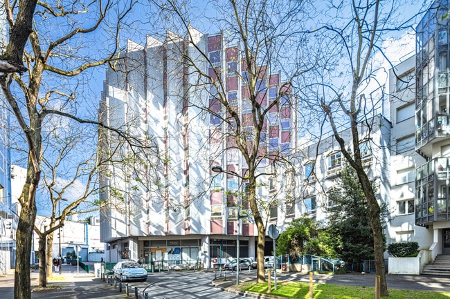 Plus de détails pour 201 Rue De La Piazza, Noisy-le-Grand - Bureau à louer