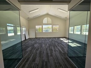 533 W 2600 S, Bountiful, UT à louer Photo intérieure– Image 2 sur 9