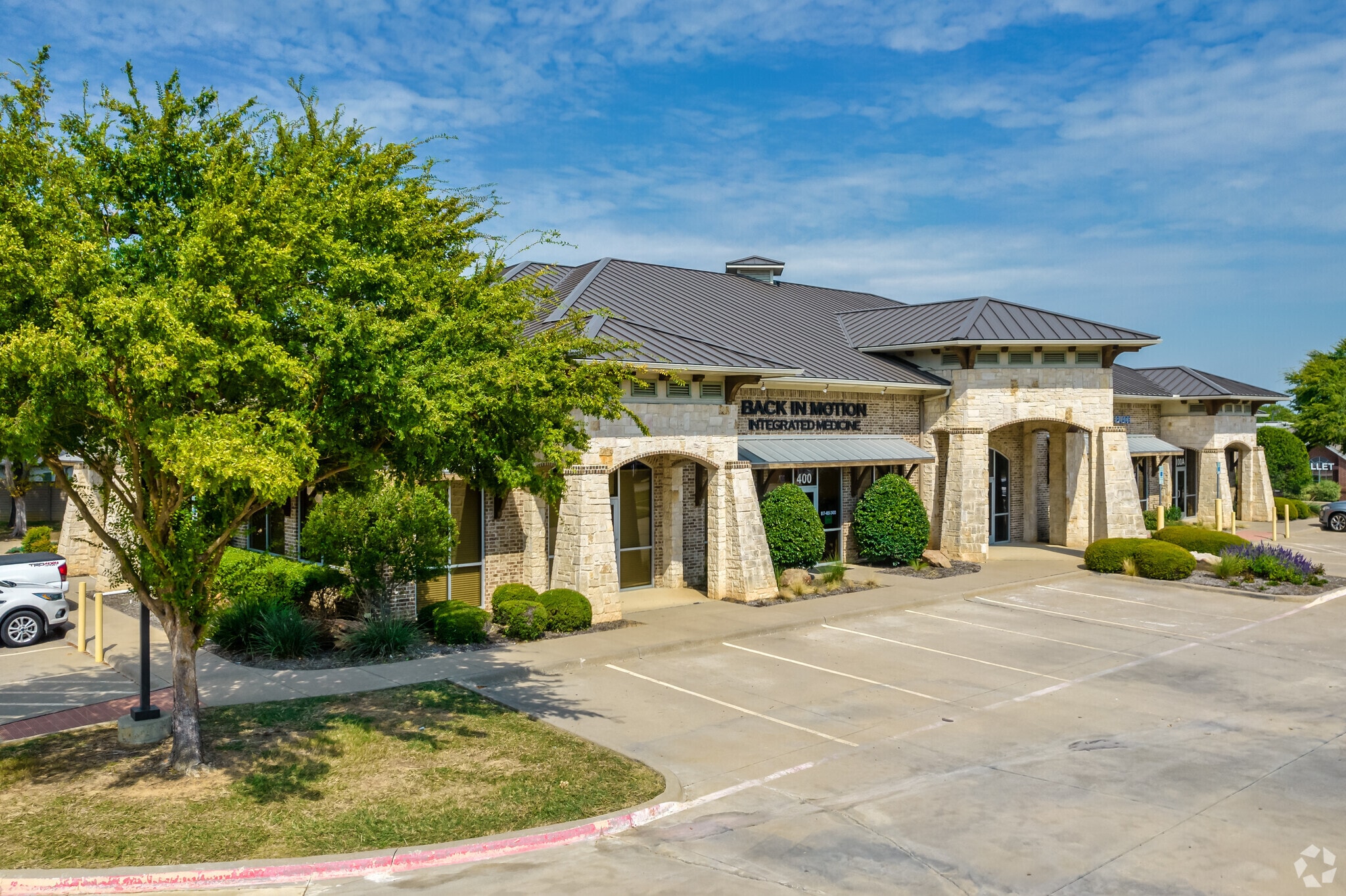 104-106 Grapevine Hwy, Hurst, TX à louer Photo de l’immeuble– Image 1 sur 7