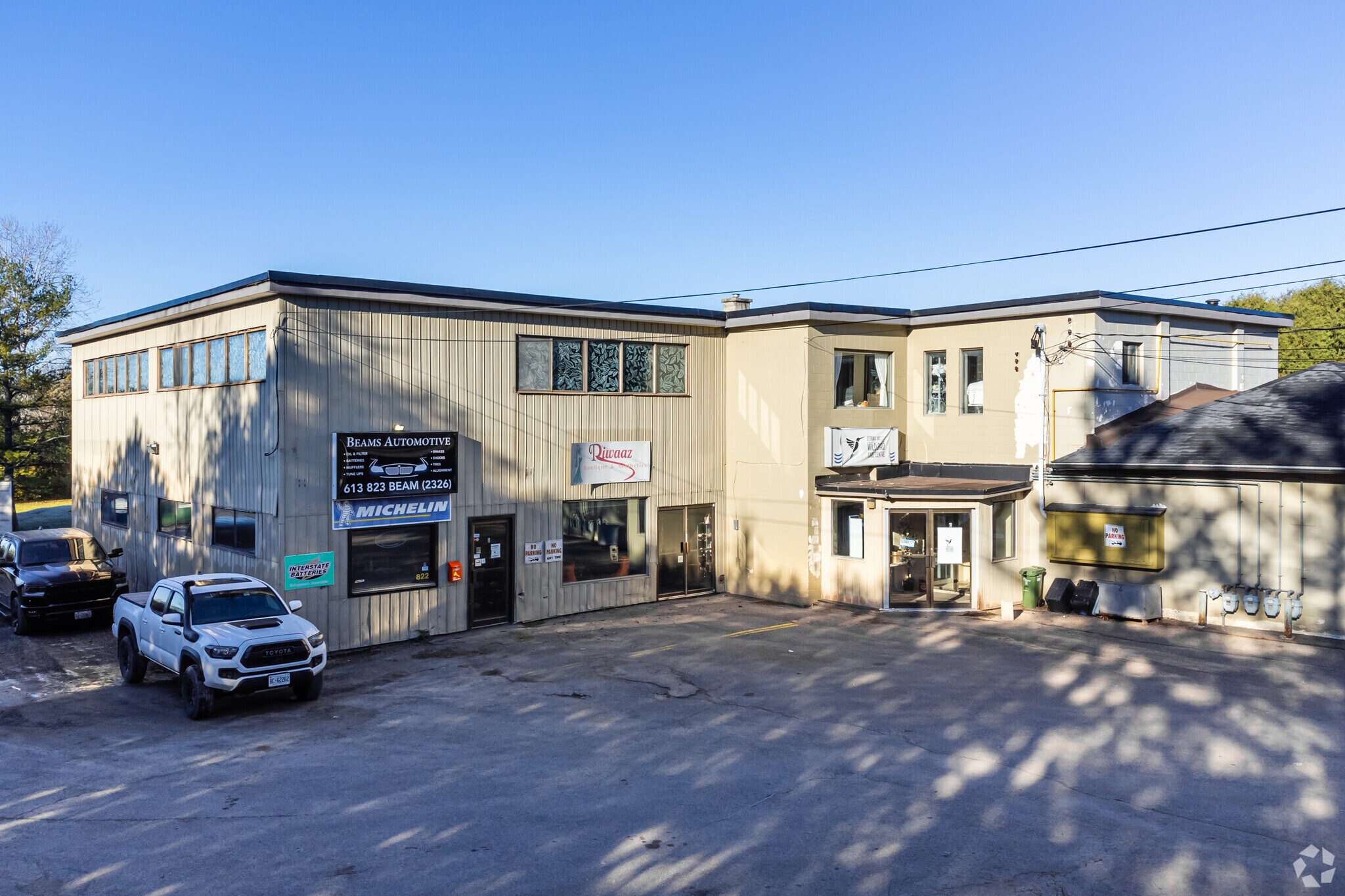 822 Cedarview Rd, Ottawa, ON à louer Photo principale– Image 1 sur 5