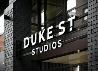 Plus de détails pour 10-14 Duke St, Reading - Bureau à louer
