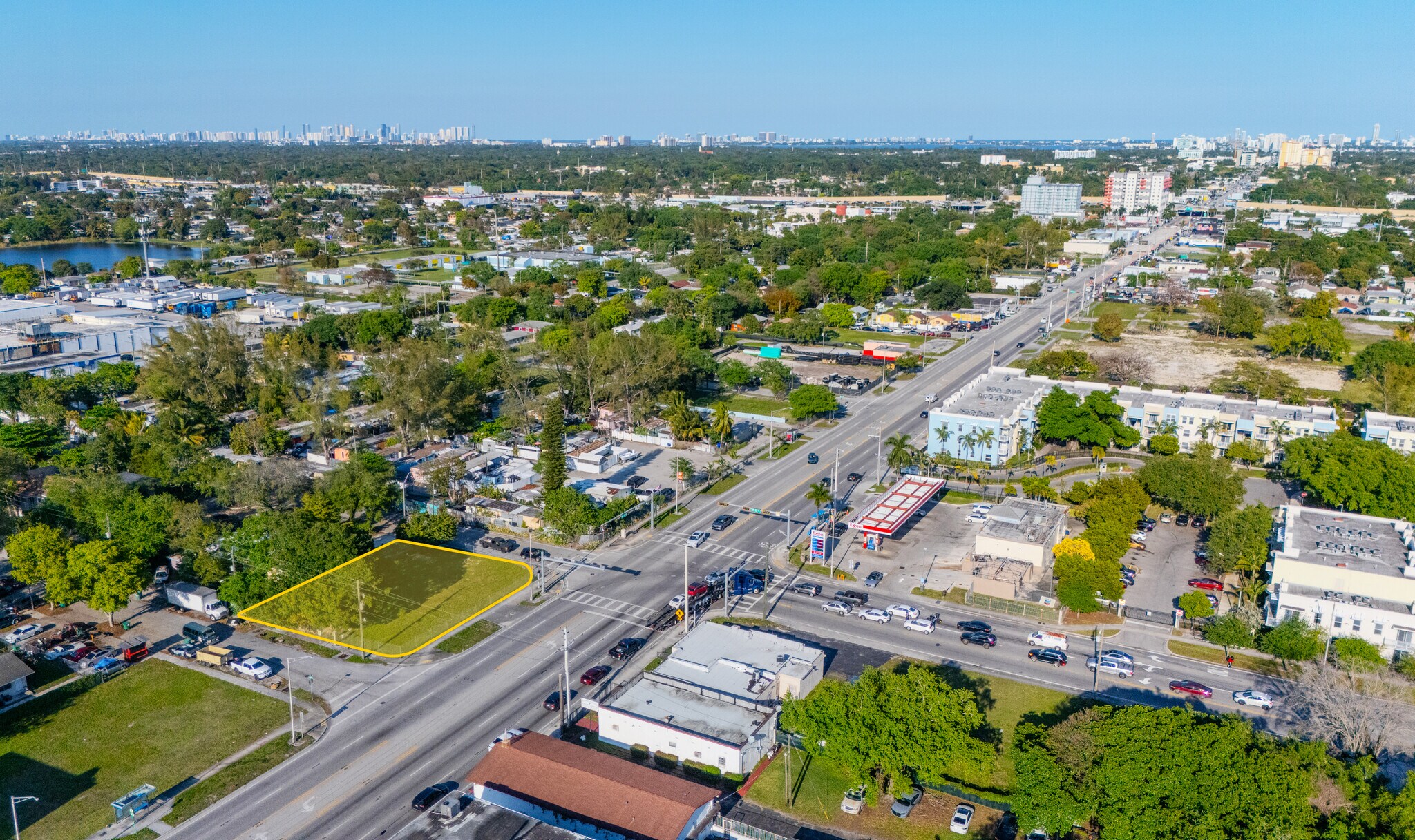 1205 NW 79 St, Miami, FL à vendre Photo principale– Image 1 sur 18