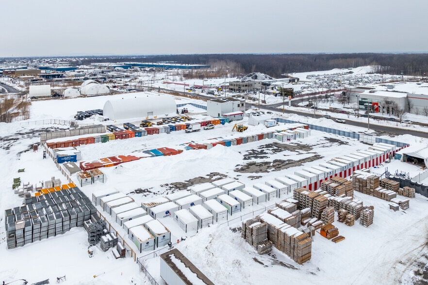 190 Boul Bellerose O, Laval, QC à louer - Aérien – Image 2 sur 5