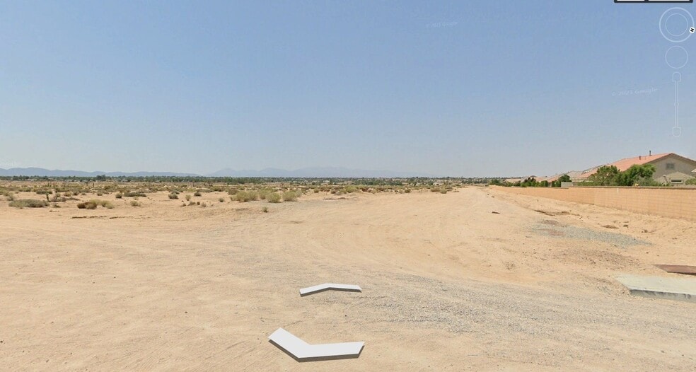 19495 Maple Creek Rd, Apple Valley, CA à vendre - Photo principale – Image 1 sur 1