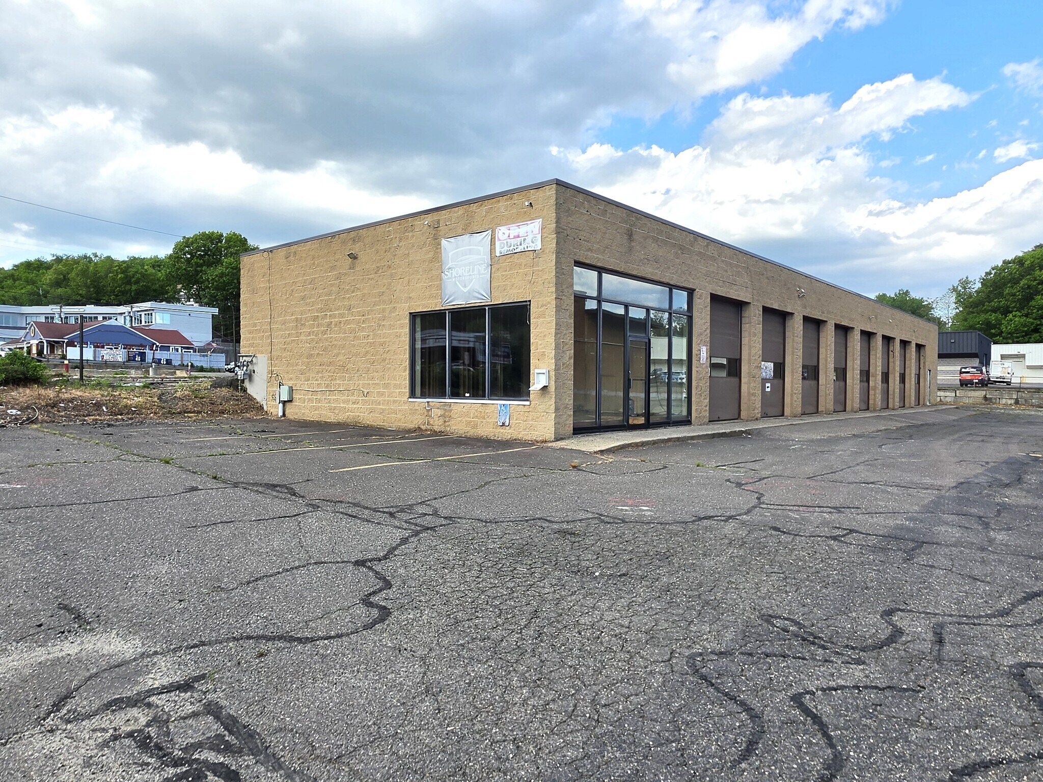 771 Lakewood Rd, Waterbury, CT à vendre Photo de l’immeuble– Image 1 sur 2