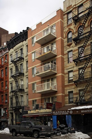 Plus de détails pour 15 St. Marks Pl, New York, NY - Logement à vendre