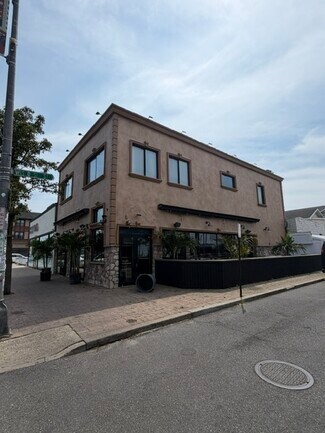 Plus de détails pour 906 W Beech St, Long Beach, NY - Local commercial à vendre