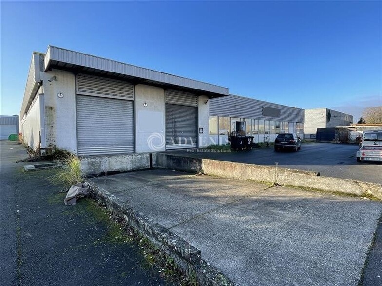 Local d'activités dans Bordeaux à vendre - Photo de l’immeuble – Image 3 sur 8